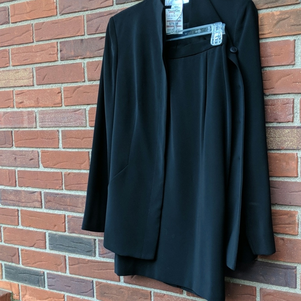 Jones NY black skirt suit - Picture 2 of 6